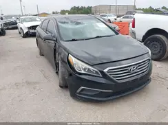 5NPE24AF8HH592806 2017 HYUNDAI SONATA