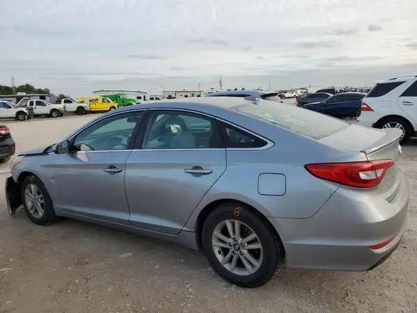 5NPE24AF8HH596208 2017 HYUNDAI SONATA - Image 2