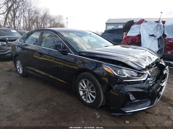5NPE24AF8JH592309 2018 HYUNDAI SONATA - Image 1