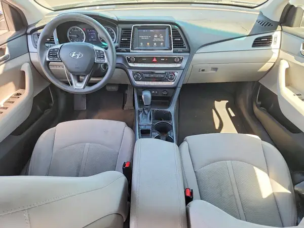 5NPE24AF8JH598384 2018 HYUNDAI SONATA - Image 8