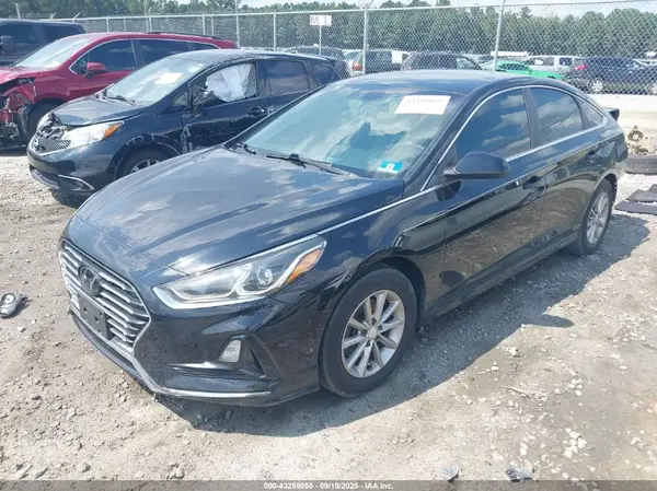 5NPE24AF8JH598532 2018 HYUNDAI SONATA - Image 2