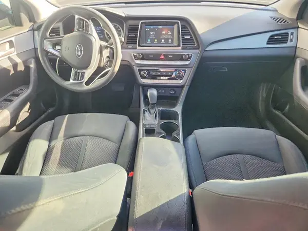 5NPE24AF8JH601719 2018 HYUNDAI SONATA - Image 8