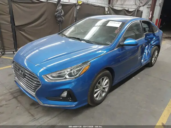 5NPE24AF8JH607312 2018 HYUNDAI SONATA - Image 2
