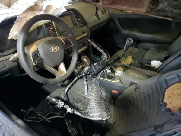 5NPE24AF8JH612817 2018 HYUNDAI SONATA - Image 8