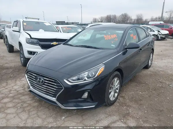 5NPE24AF8JH613689 2018 HYUNDAI SONATA - Image 2