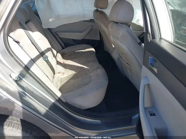 5NPE24AF8JH613823 2018 HYUNDAI SONATA - Image 8