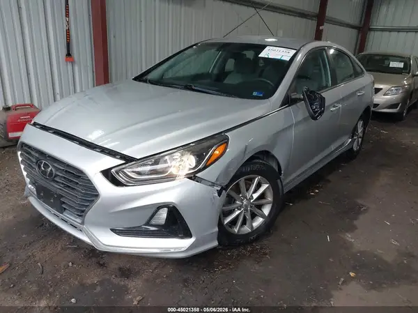 5NPE24AF8JH615264 2018 HYUNDAI SONATA - Image 2
