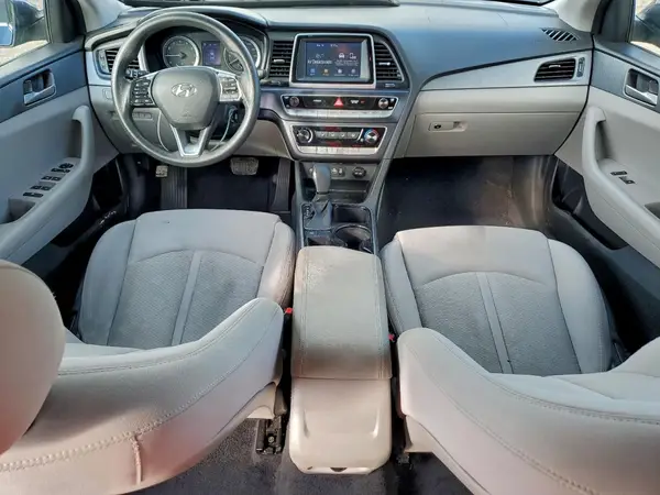 5NPE24AF8JH620383 2018 HYUNDAI SONATA - Image 8