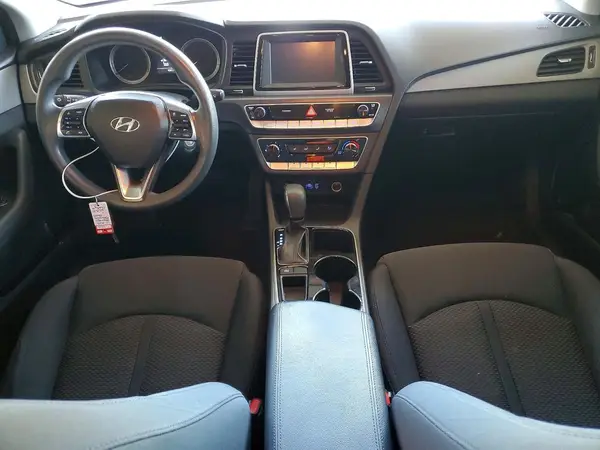 5NPE24AF8JH621520 2018 HYUNDAI SONATA - Image 8