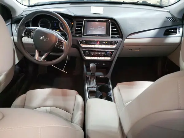 5NPE24AF8JH623039 2018 HYUNDAI SONATA - Image 8