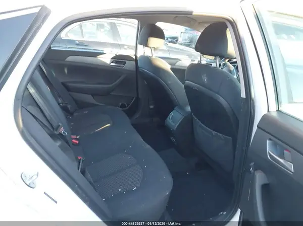 5NPE24AF8JH623669 2018 HYUNDAI SONATA - Image 8