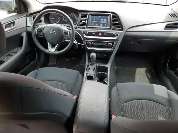 5NPE24AF8JH628158 2018 HYUNDAI SONATA - Image 8