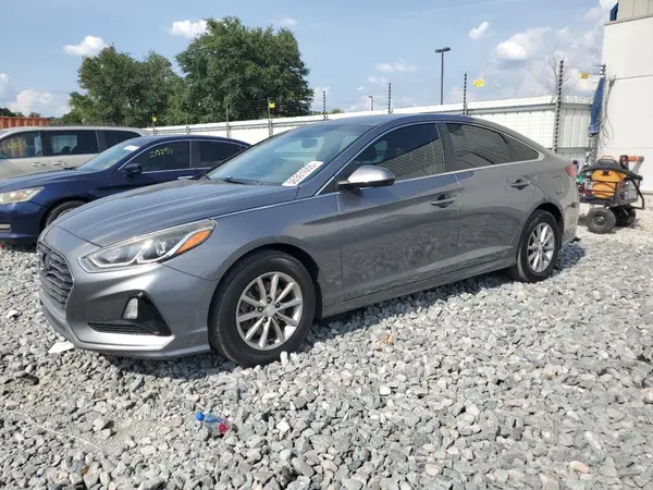 5NPE24AF8JH630881 2018 HYUNDAI SONATA - Image 1