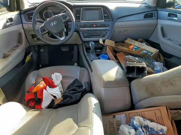 5NPE24AF8JH641279 2018 HYUNDAI SONATA - Image 8