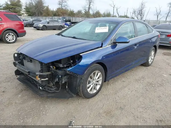 5NPE24AF8JH644604 2018 HYUNDAI SONATA - Image 2