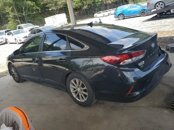 5NPE24AF8JH645199 2018 HYUNDAI SONATA - Image 2
