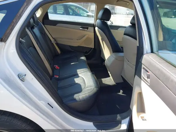 5NPE24AF8JH645882 2018 HYUNDAI SONATA - Image 8