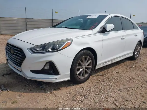 5NPE24AF8JH648216 2018 HYUNDAI SONATA - Image 2