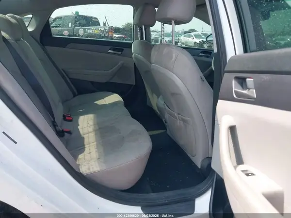 5NPE24AF8JH648216 2018 HYUNDAI SONATA - Image 8