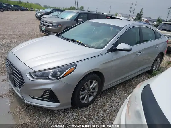 5NPE24AF8JH650693 2018 HYUNDAI SONATA - Image 2