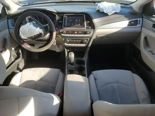 5NPE24AF8JH654775 2018 HYUNDAI SONATA - Image 8