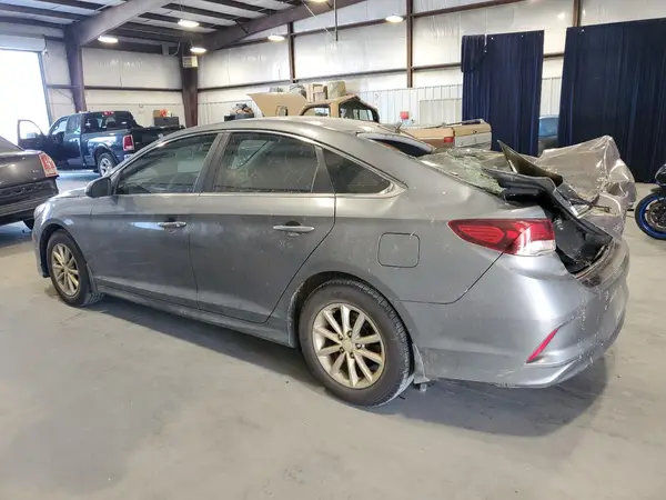 5NPE24AF8JH664870 2018 HYUNDAI SONATA - Image 2