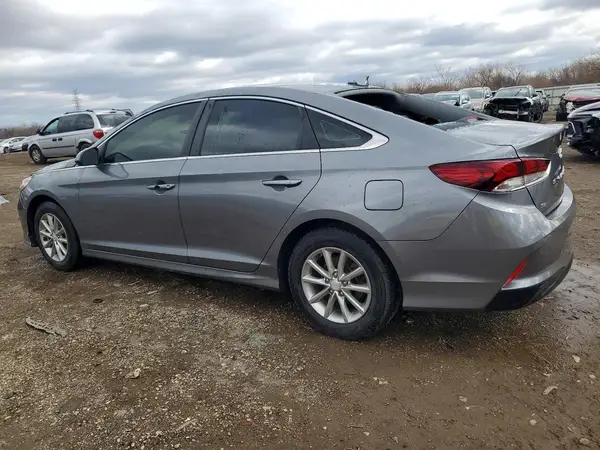 5NPE24AF8JH668983 2018 HYUNDAI SONATA - Image 2