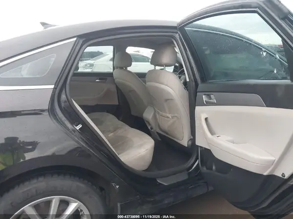 5NPE24AF8JH674637 2018 HYUNDAI SONATA - Image 8