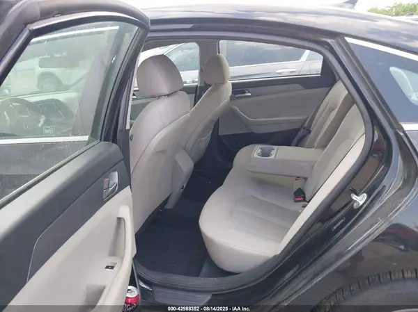 5NPE24AF8JH674685 2018 HYUNDAI SONATA - Image 8