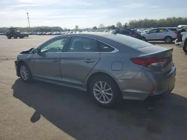 5NPE24AF8JH675741 2018 HYUNDAI SONATA - Image 2