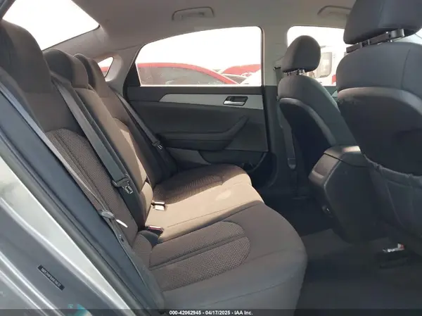 5NPE24AF8JH676632 2018 HYUNDAI SONATA - Image 8