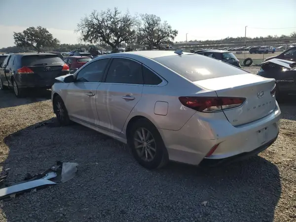5NPE24AF8JH680406 2018 HYUNDAI SONATA - Image 2