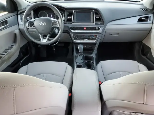 5NPE24AF8JH681233 2018 HYUNDAI SONATA - Image 8