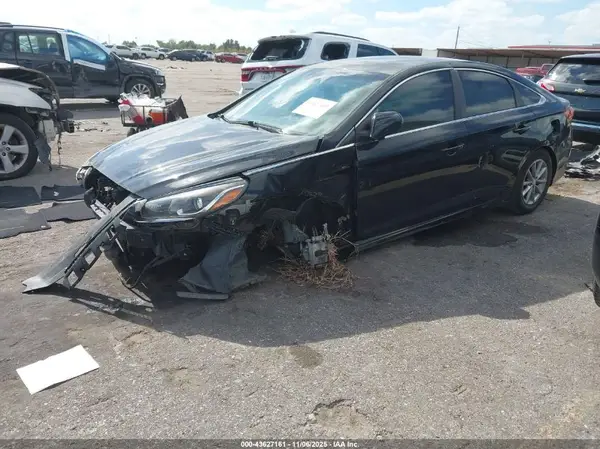 5NPE24AF8JH683001 2018 HYUNDAI SONATA - Image 2
