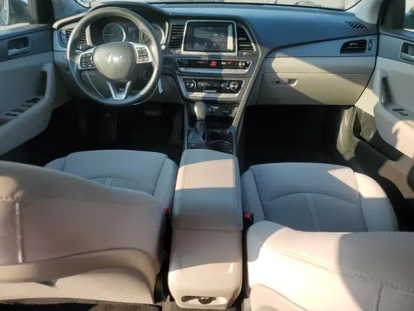 5NPE24AF8JH689056 2018 HYUNDAI SONATA - Image 8