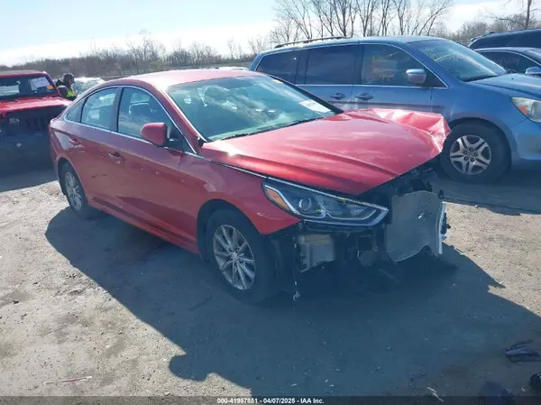 5NPE24AF8JH693222 2018 HYUNDAI SONATA - Image 1