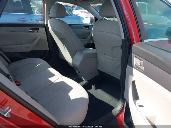 5NPE24AF8JH693222 2018 HYUNDAI SONATA - Image 8