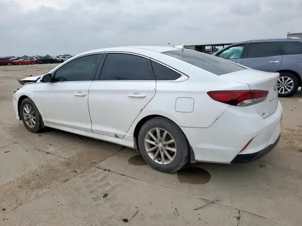 5NPE24AF8JH695259 2018 HYUNDAI SONATA - Image 2