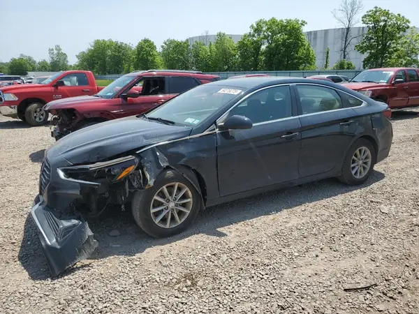 5NPE24AF8JH698677 2018 HYUNDAI SONATA - Image 1