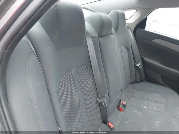 5NPE24AF8JH698985 2018 HYUNDAI SONATA - Image 8