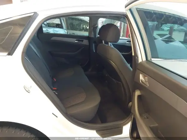 5NPE24AF8JH700167 2018 HYUNDAI SONATA - Image 8