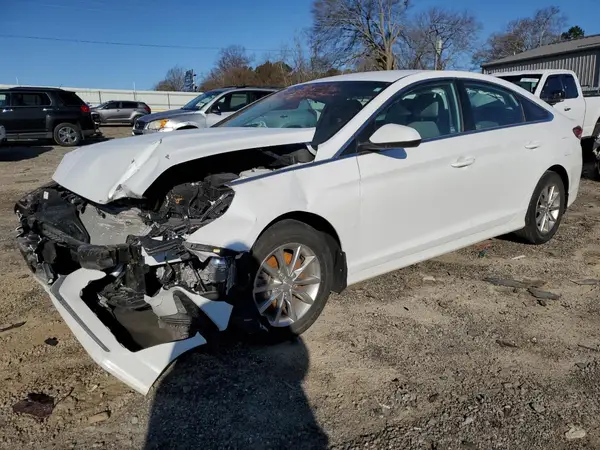 5NPE24AF8JH701738 2018 HYUNDAI SONATA - Image 1