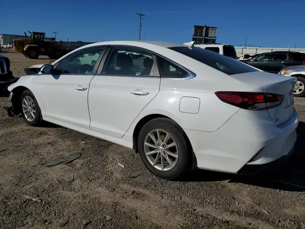 5NPE24AF8JH701738 2018 HYUNDAI SONATA - Image 2