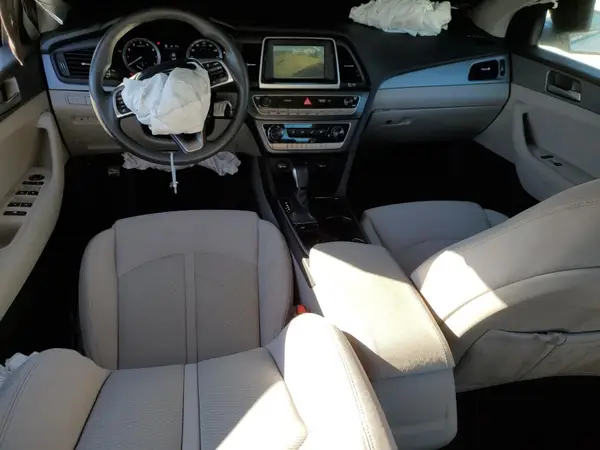 5NPE24AF8JH701738 2018 HYUNDAI SONATA - Image 8