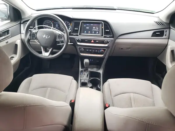 5NPE24AF8JH701741 2018 HYUNDAI SONATA - Image 8