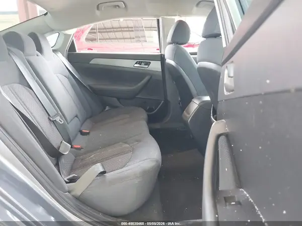 5NPE24AF8JH702775 2018 HYUNDAI SONATA - Image 8