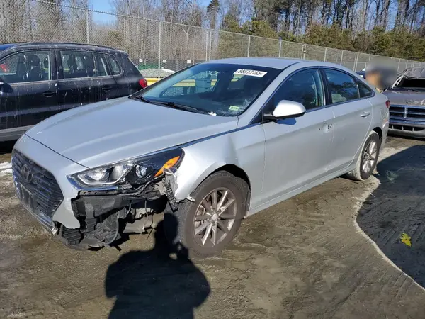 5NPE24AF8JH704686 2018 HYUNDAI SONATA - Image 1