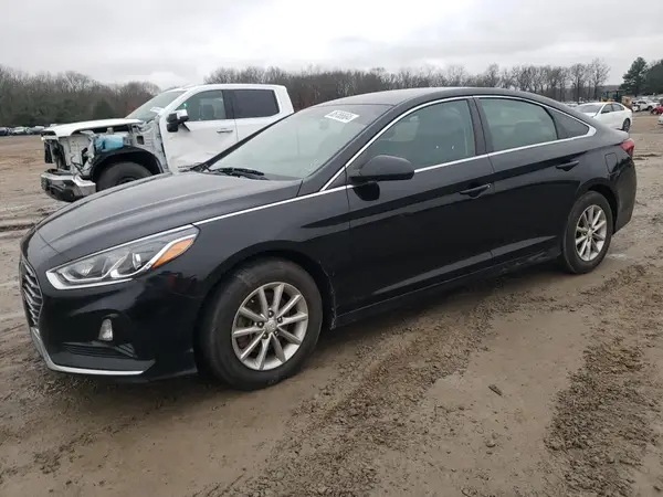 5NPE24AF8JH706101 2018 HYUNDAI SONATA - Image 1