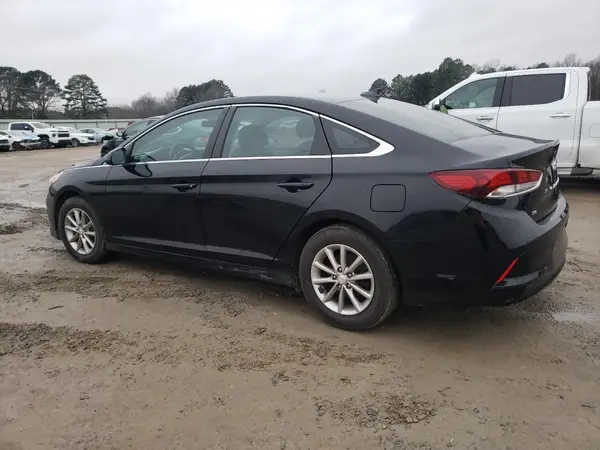 5NPE24AF8JH706101 2018 HYUNDAI SONATA - Image 2