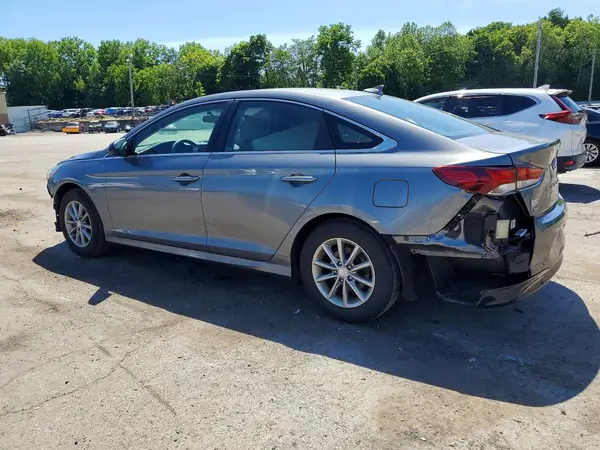 5NPE24AF8JH708091 2018 HYUNDAI SONATA - Image 2